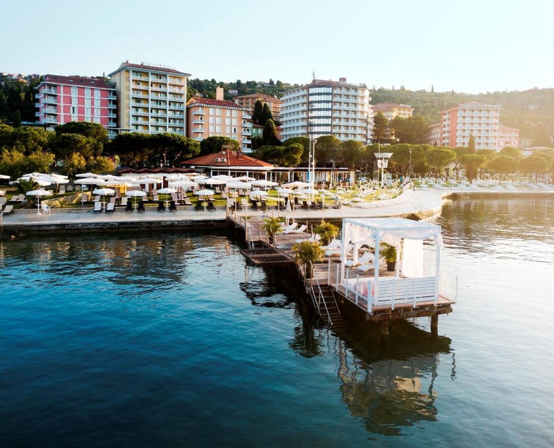 Moon Bay Apartment - Free Large Parking Portorož Eksteriør billede